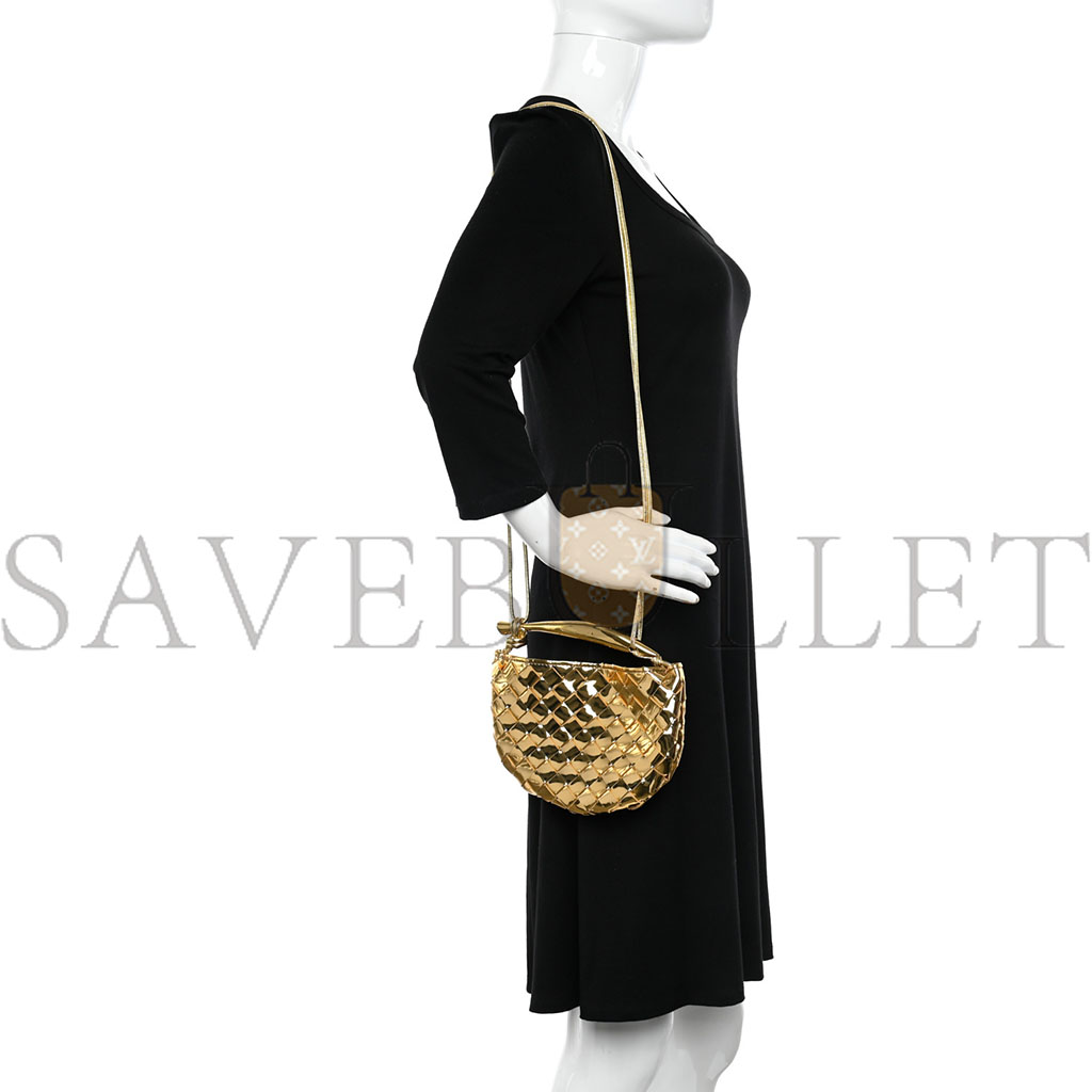 bo*te*ga Ve*ne*ta mirror laminated nappa intrecciato mini sardine bag gold (20*15*3cm)