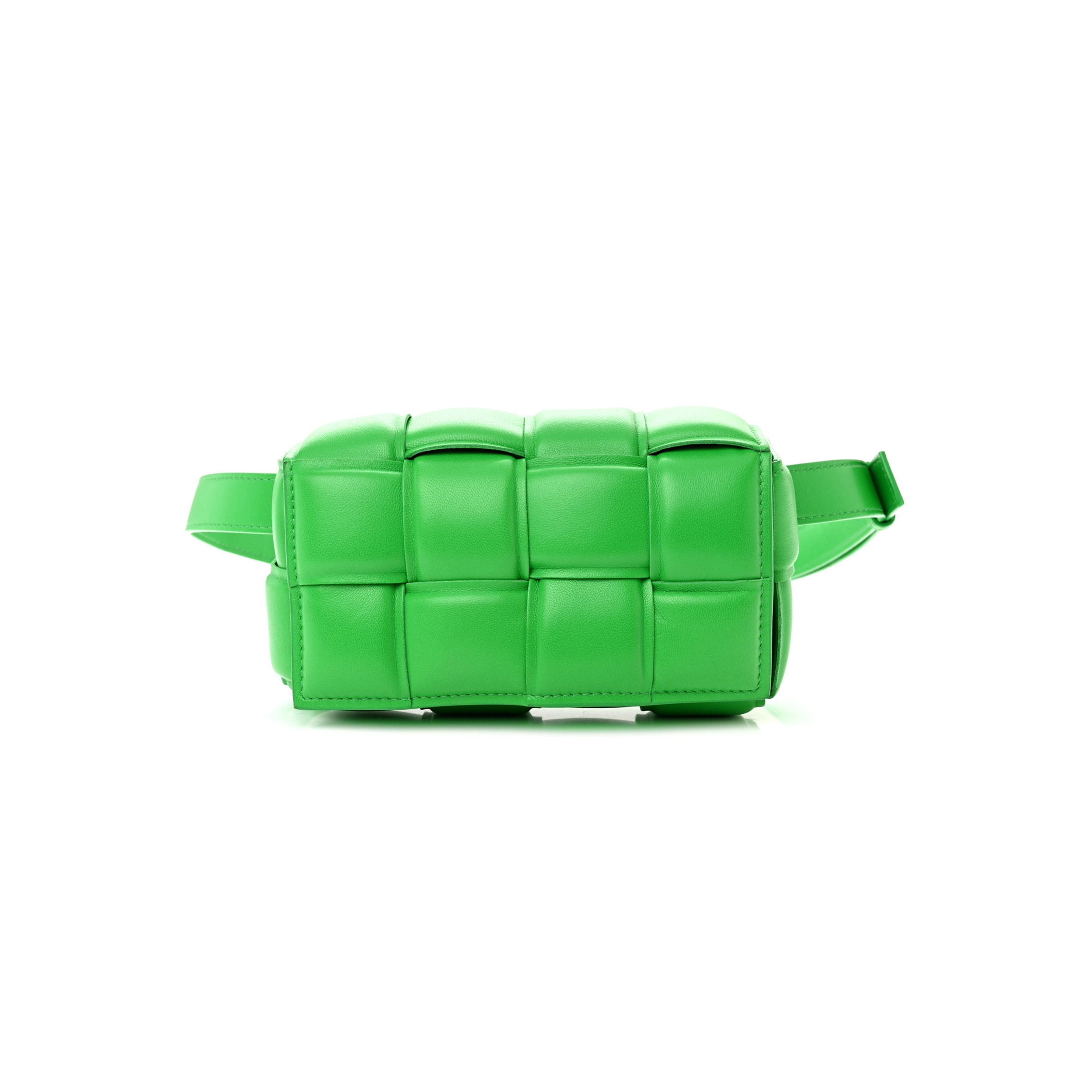 bo*te*ga Ve*ne*ta nappa maxi intreccio padded the belt cassette bag parakeet (18*9*6cm)