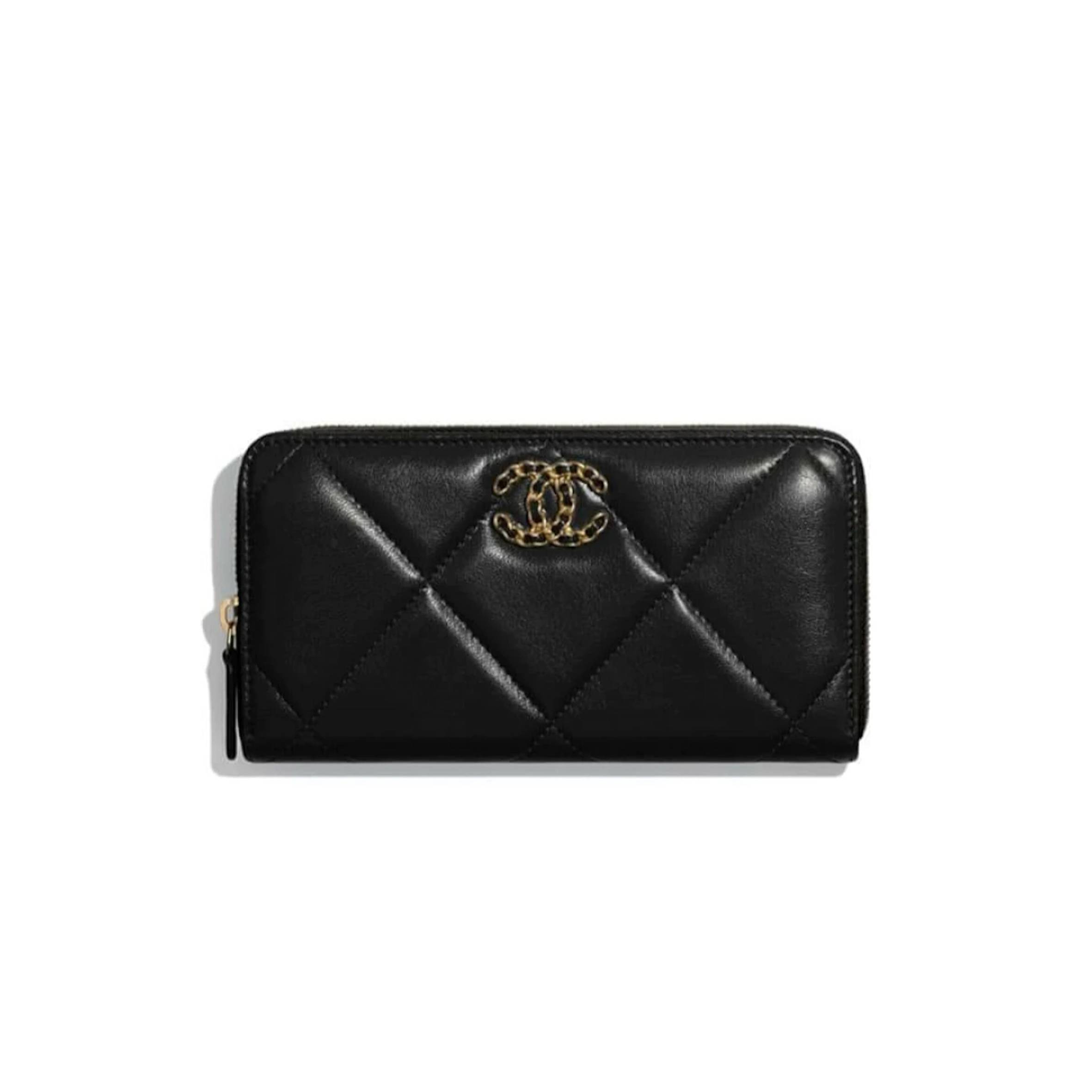Ch*el 19 long zipped wallet gold hardware (19*10*2cm)