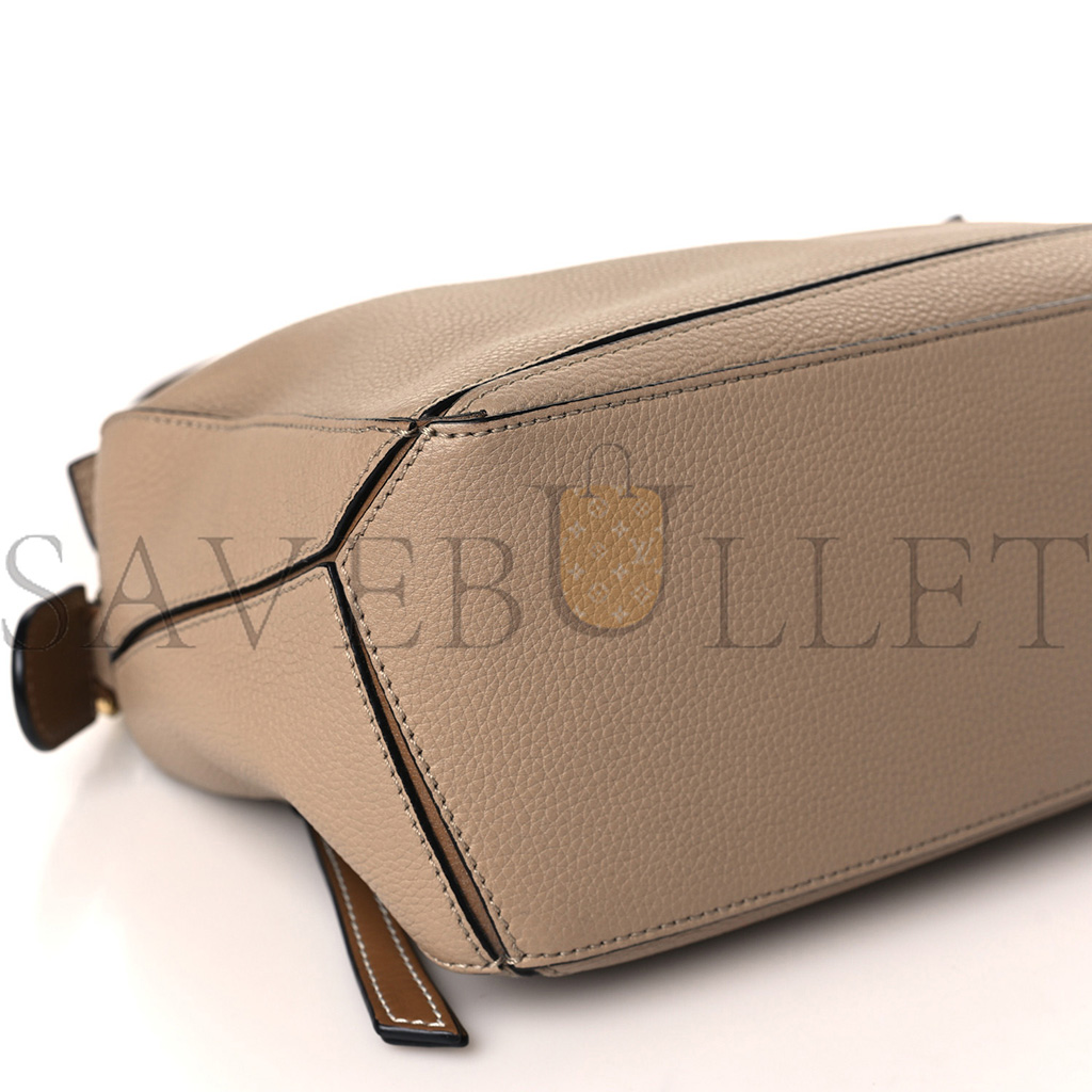 l*ew* grained calfskin small puzzle bag sand mink (24*16.5*10.5cm)