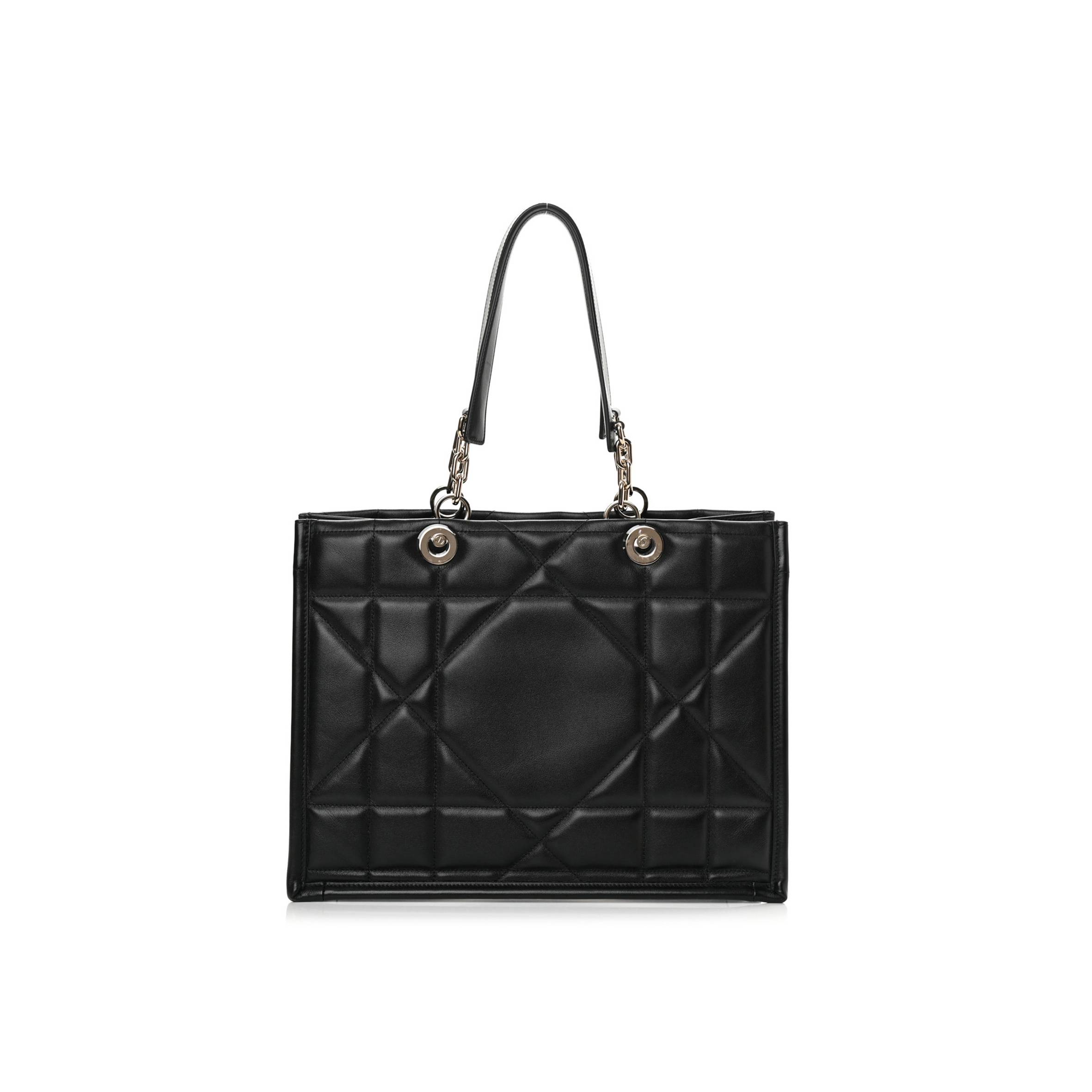 D*or calfskin archicannage medium essential tote black (36*27*17.1cm)