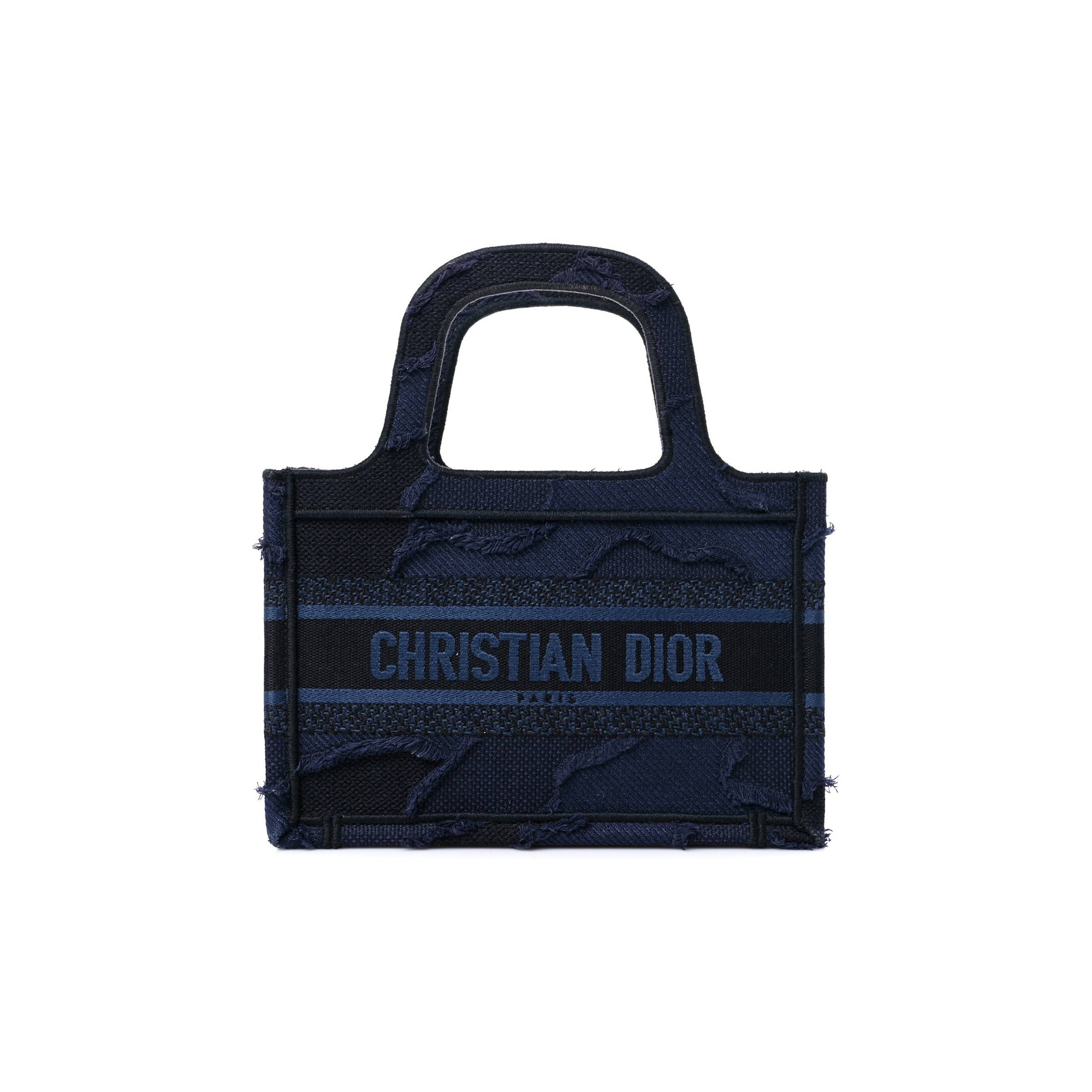 D*or canvas embroidered camouflage mini book tote blue (23*15*5.7cm)